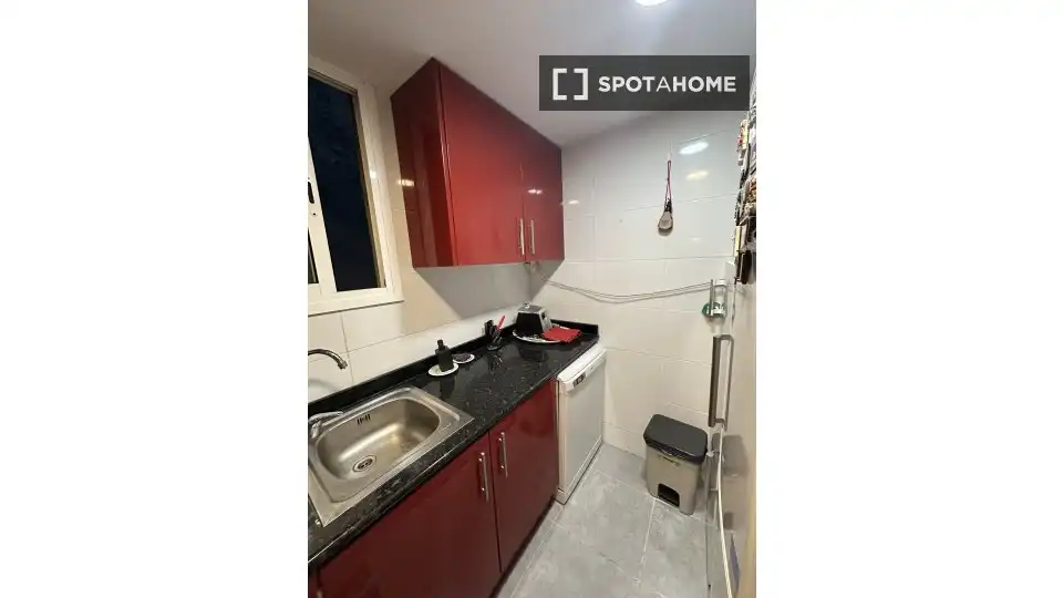 Room in Sant Gervasi- Galvany