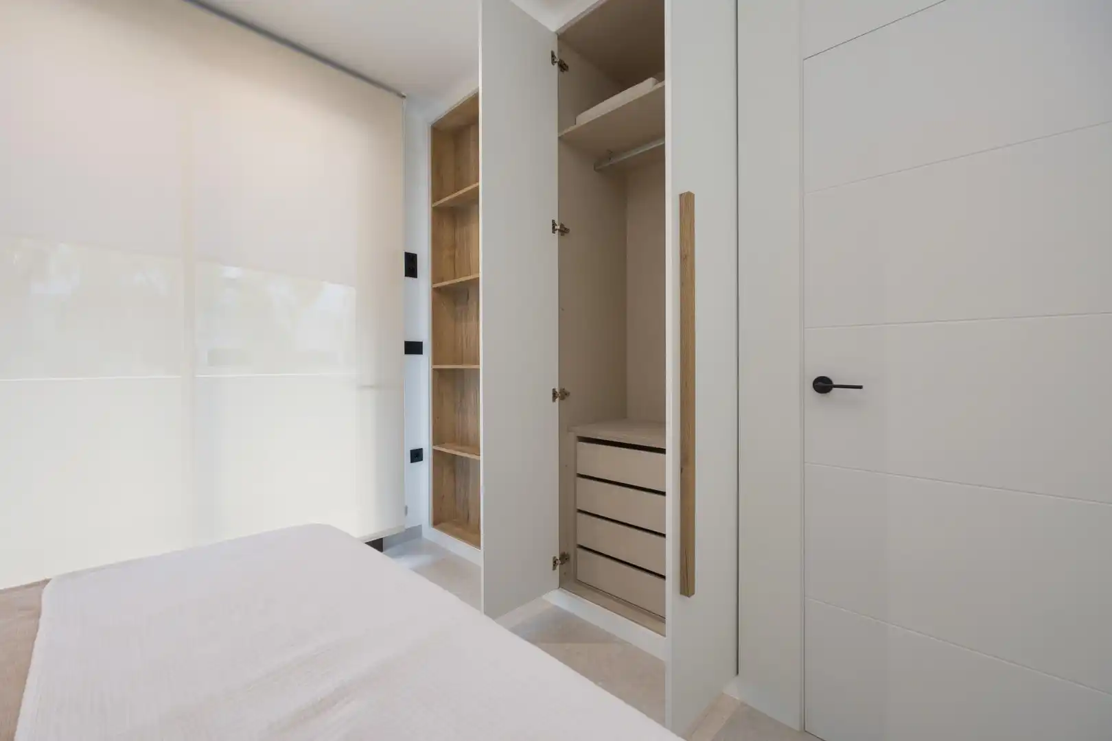 Apartament amb piscina en venda a Puerto Deportivo, imagen 25