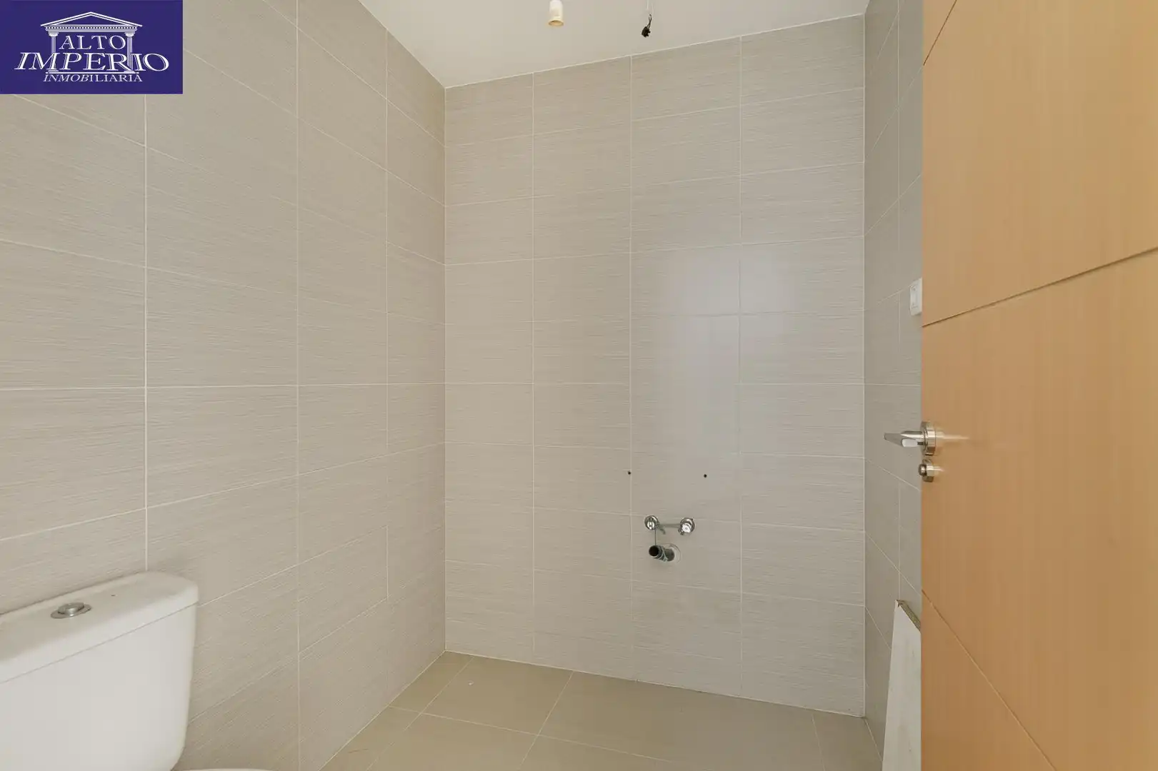 Bathroom of Flat for sale in Pinos Puente