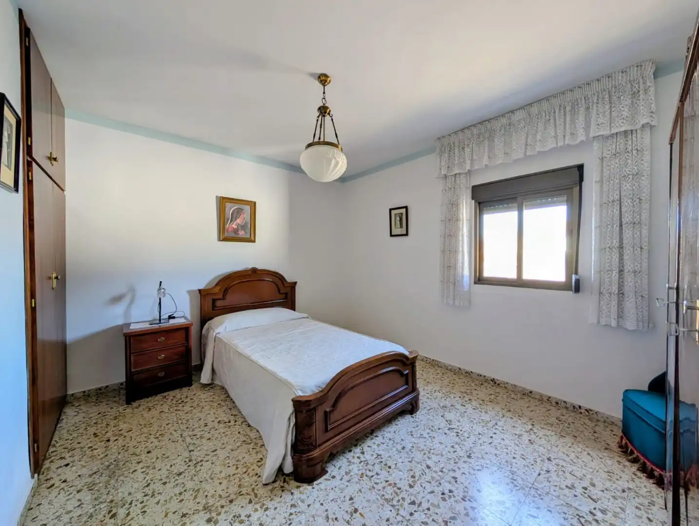 Dormitori de Casa o xalet en venda en Loja amb Terrassa i Traster