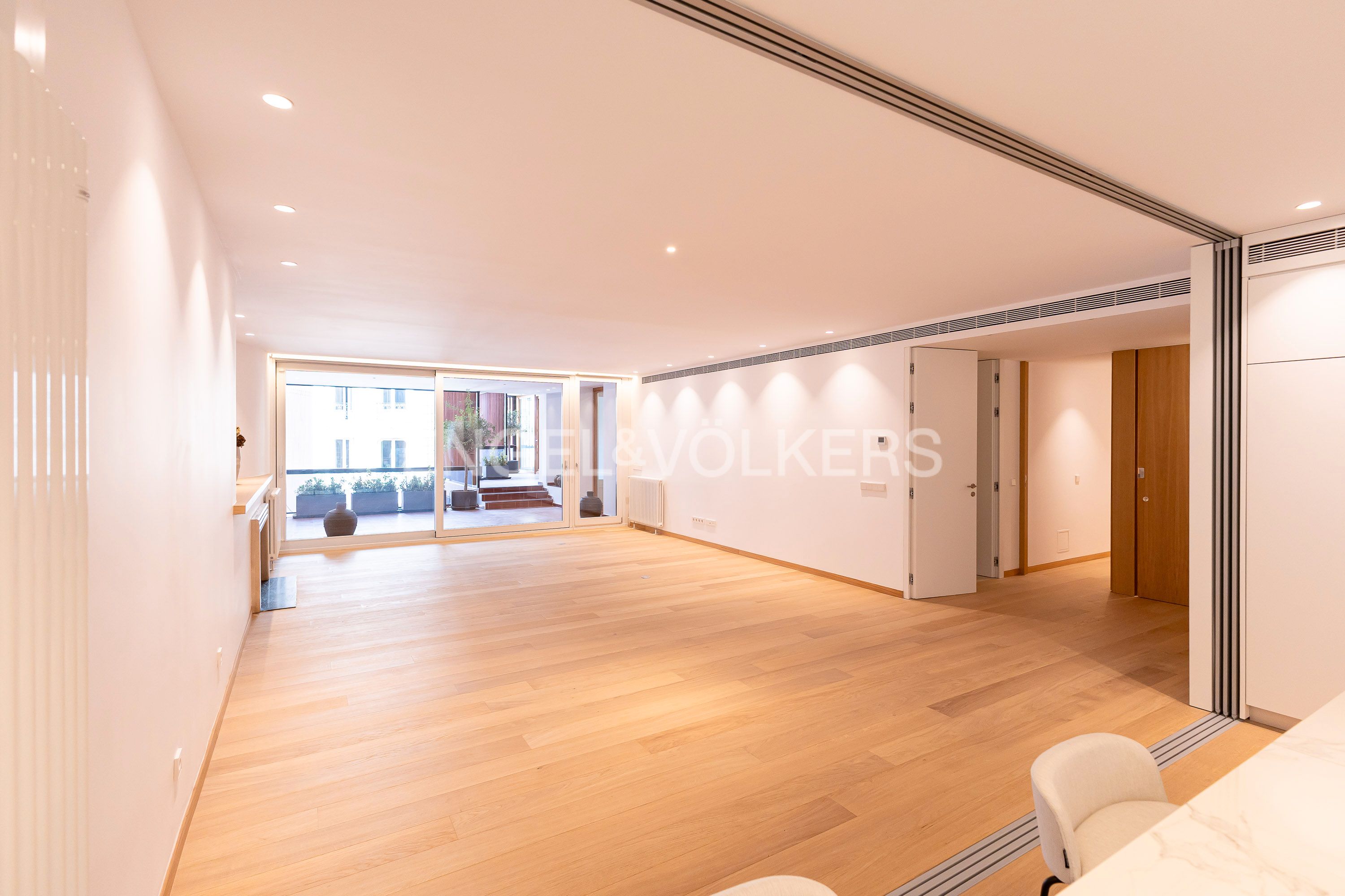 Sala d'estar de Apartament en venda en  Madrid Capital amb Aire condicionat, Calefacció i Terrassa