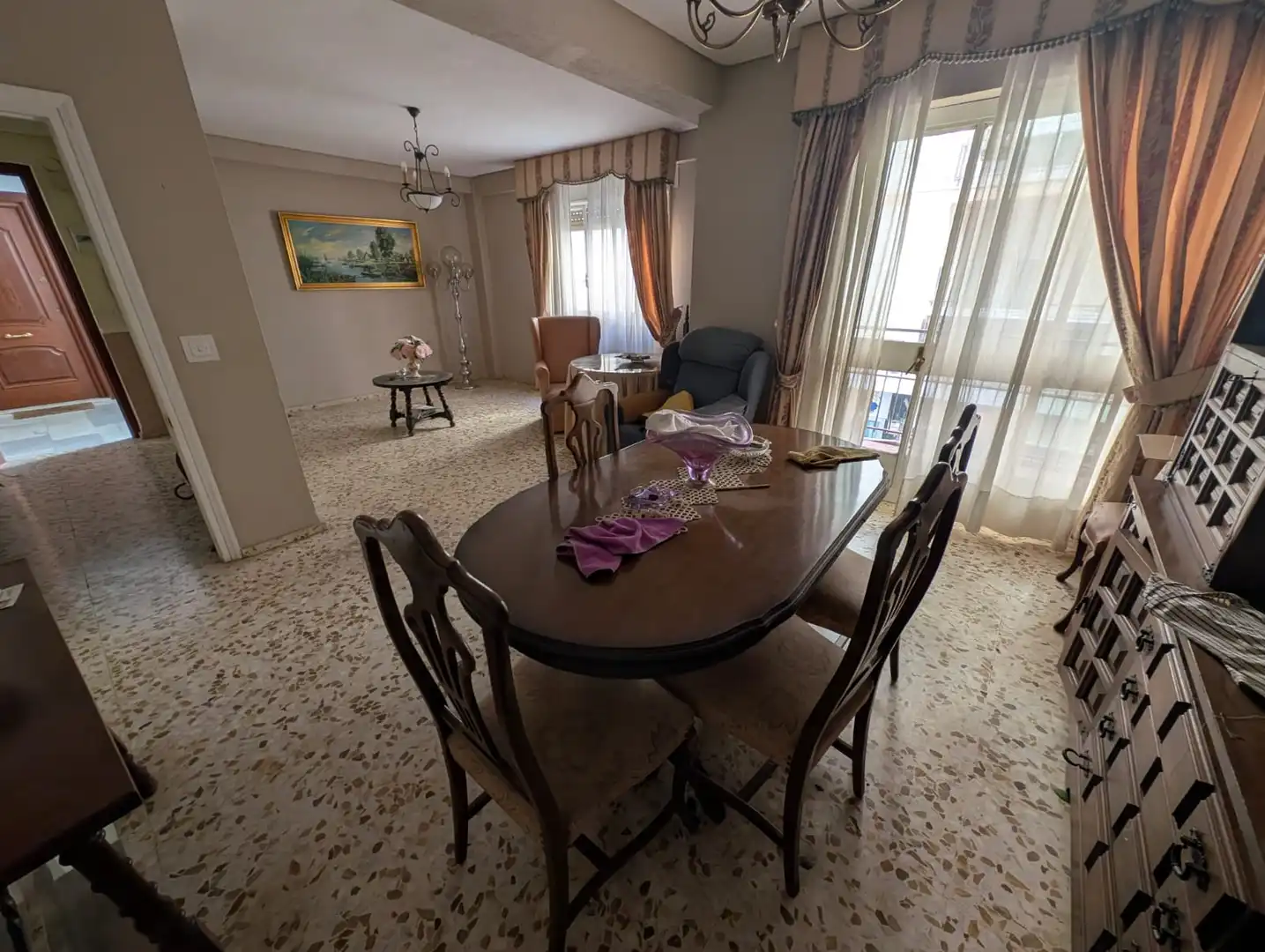 Flat with terrace for sale in Centro