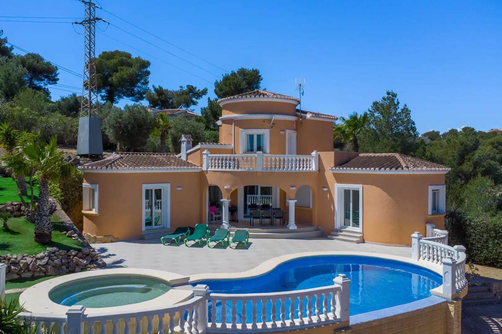 Vista exterior de Casa o chalet en venta en Jávea / Xàbia con Aire acondicionado, Terraza y Piscina