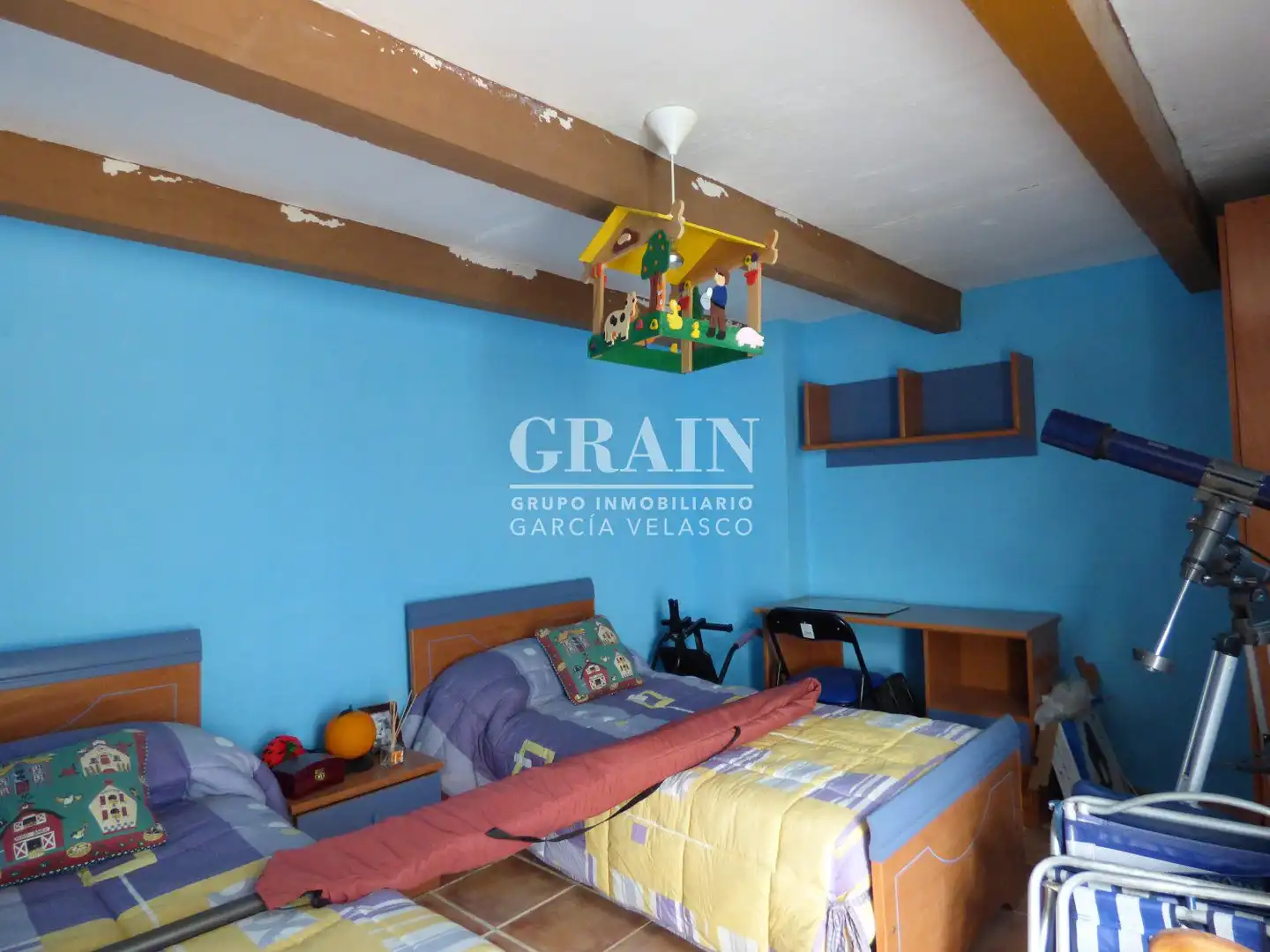 Dormitori de Casa o xalet en venda en Albacete amb Aire condicionat, Jardí privat i Traster