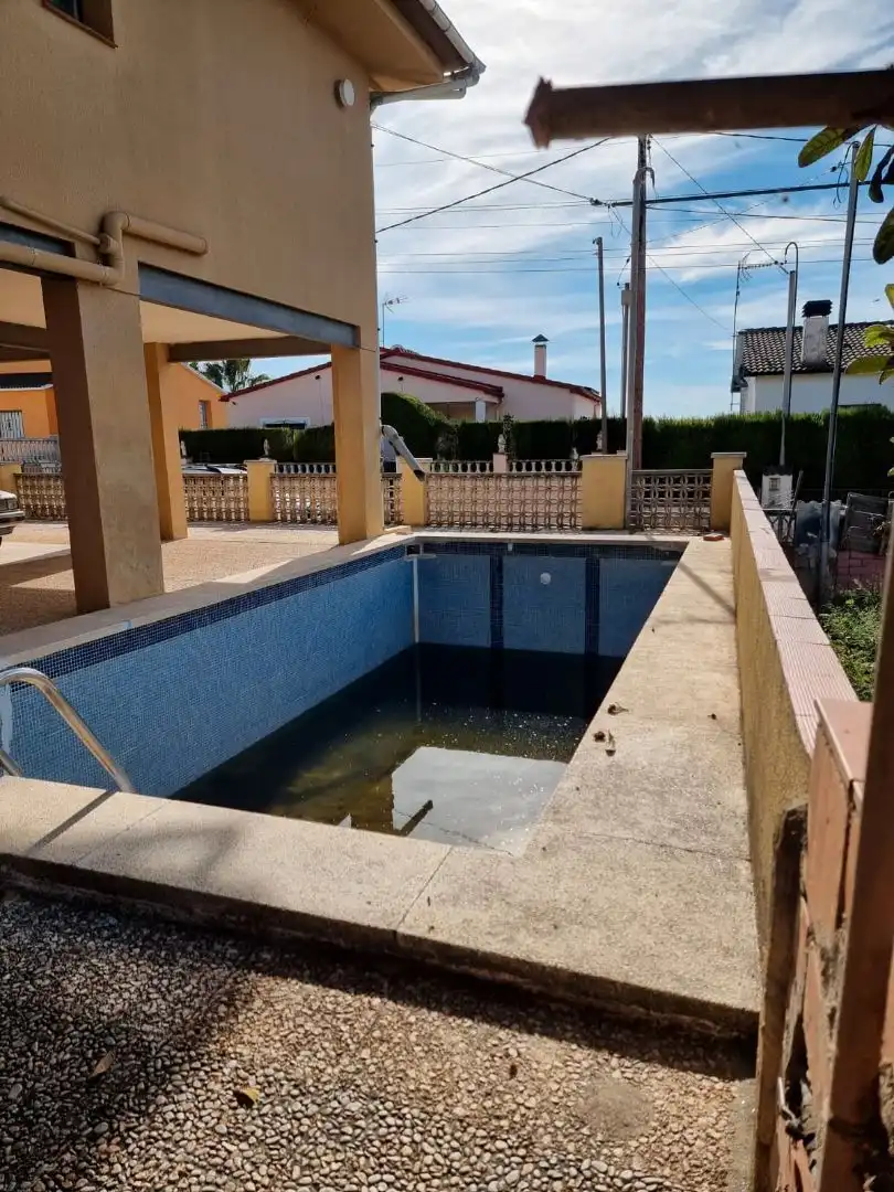 Piscina de Casa o xalet en venda en Sant Jaume dels Domenys amb Calefacció, Jardí privat i Traster