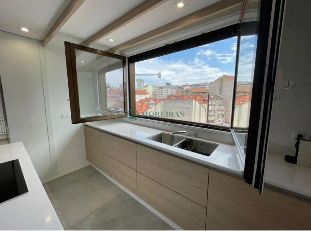 Cocina de Piso en venta en Ourense Capital  con Aire acondicionado, Calefacción y Terraza