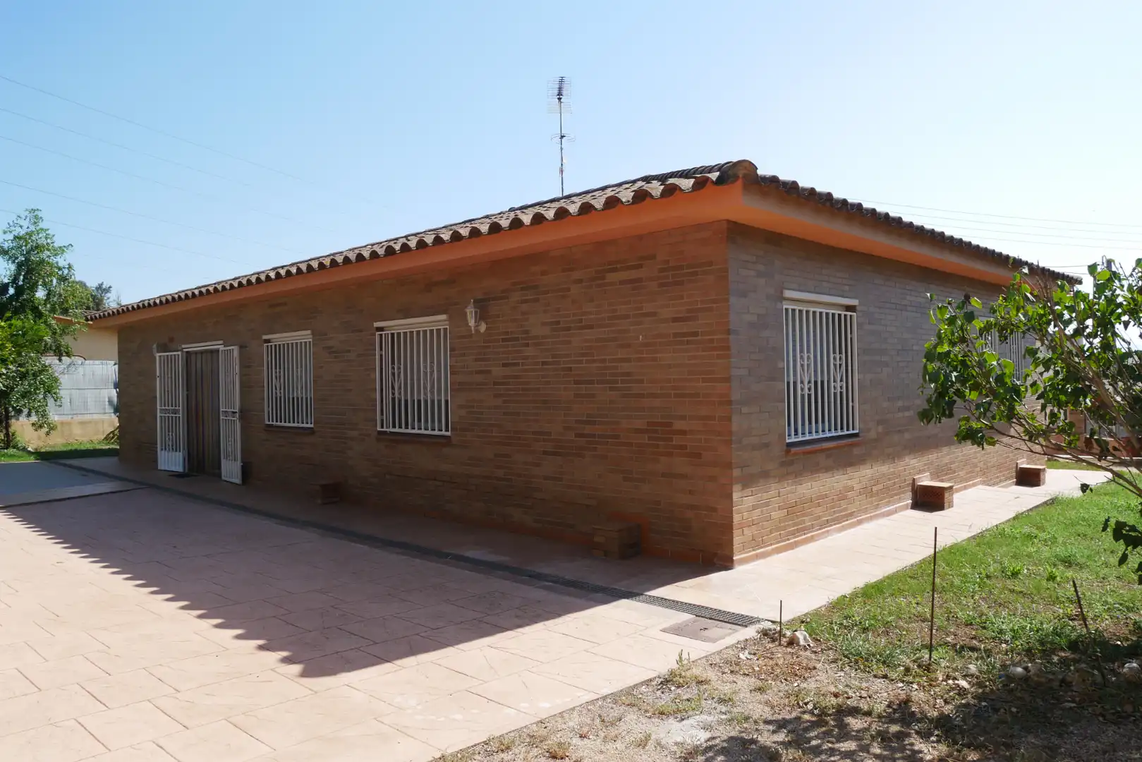 Casa con piscina en venta en Sils, imagen 2