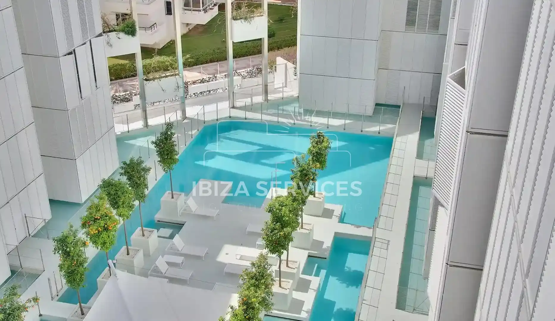 Schwimmbecken von Wohnung zur Miete in Eivissa mit Klimaanlage und Schwimmbad