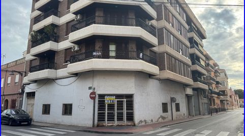 Amplio Local Comercial en el Corazón de Santomera