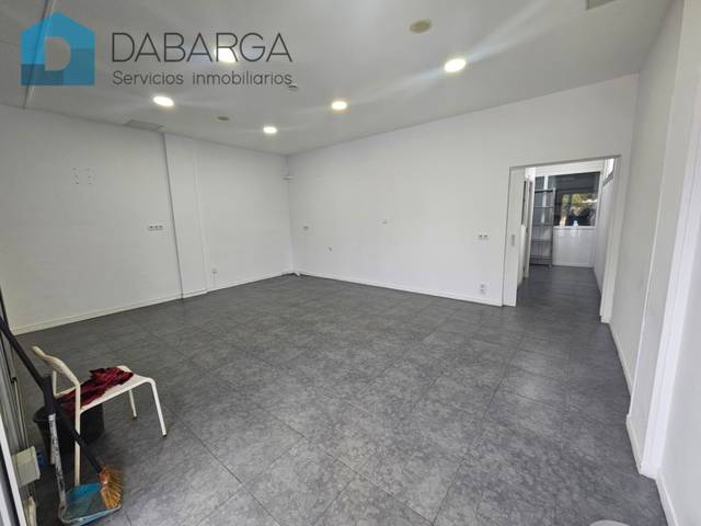 Local comercial en Alquiler en Avinguda Terra Nostra en Santa Maria - Terra Nostra