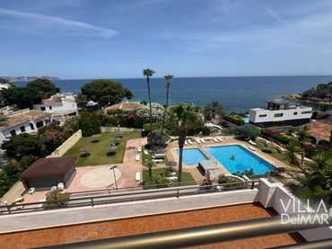 Apartamento con piscina en venta en Urbanización Caleta 28A