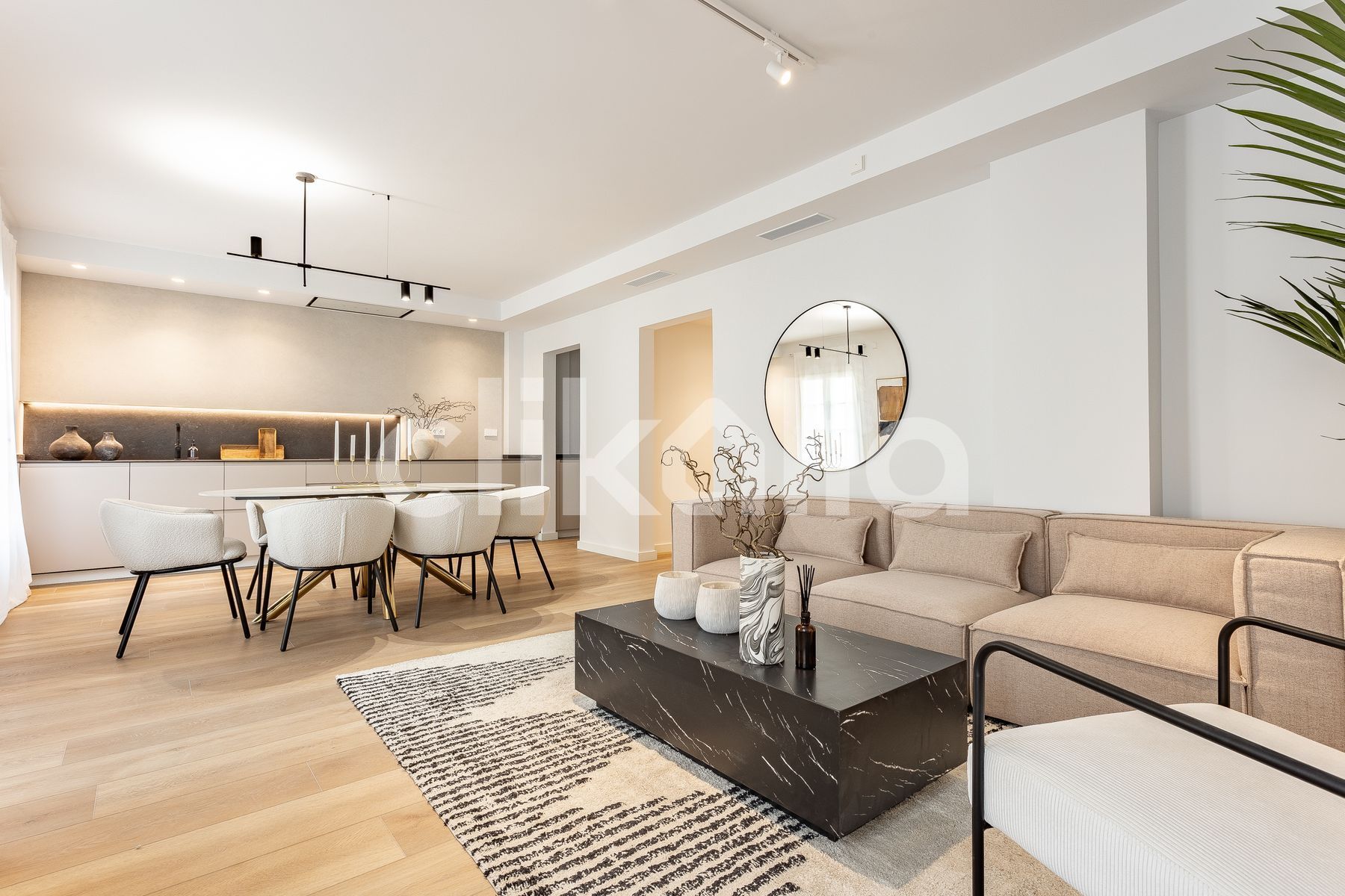 Living room of Flat for sale in  Barcelona Capital  with Air Conditioner, Heating and Swimming Pool