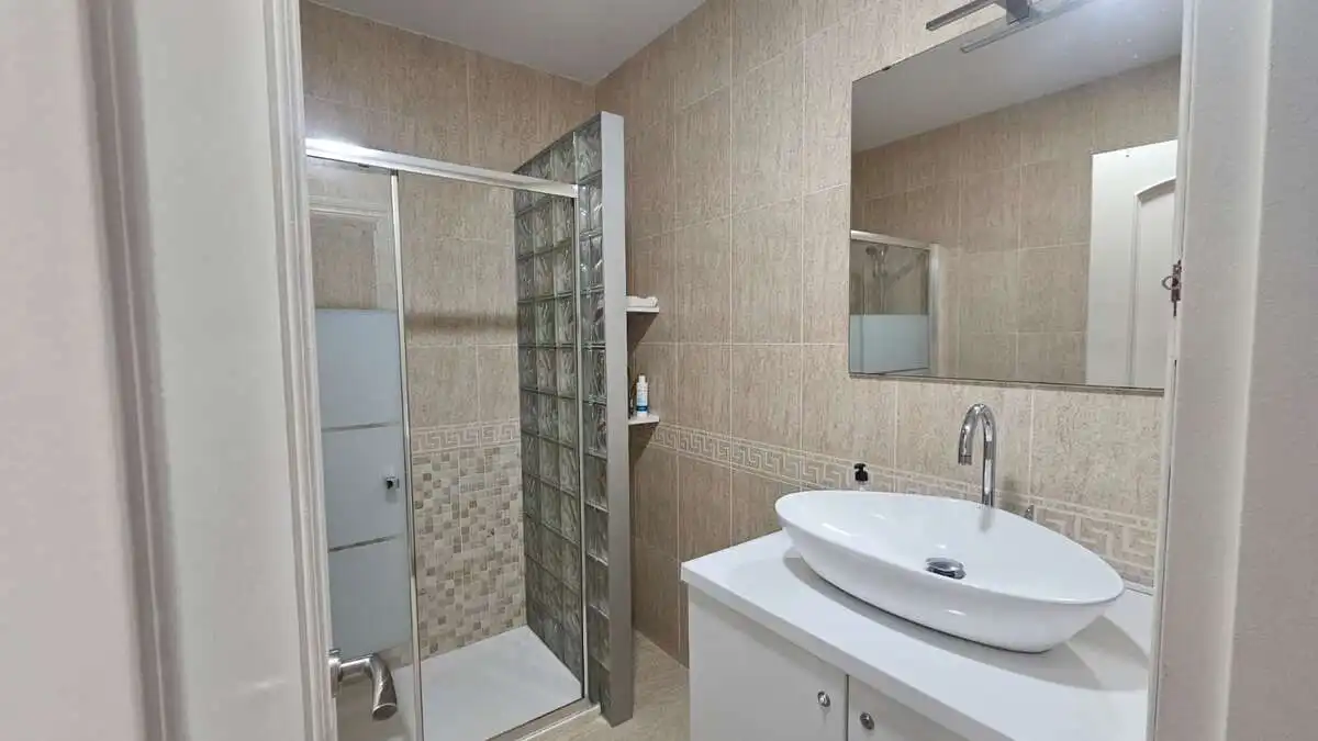 Baño de Piso en venta en El Ejido con Terraza, Amueblado y Horno