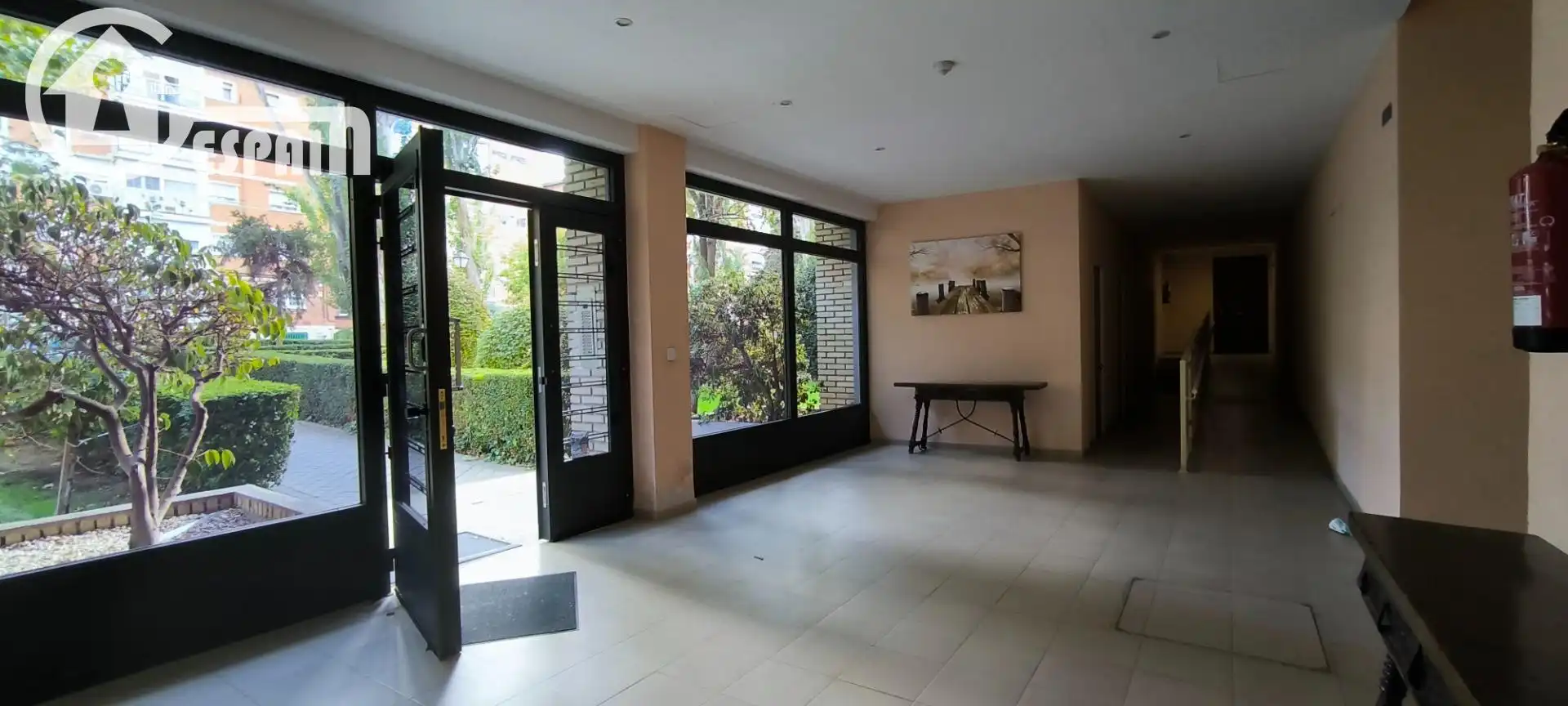 Piso en venta en Madrid con Calefacción, Terraza y Amueblado