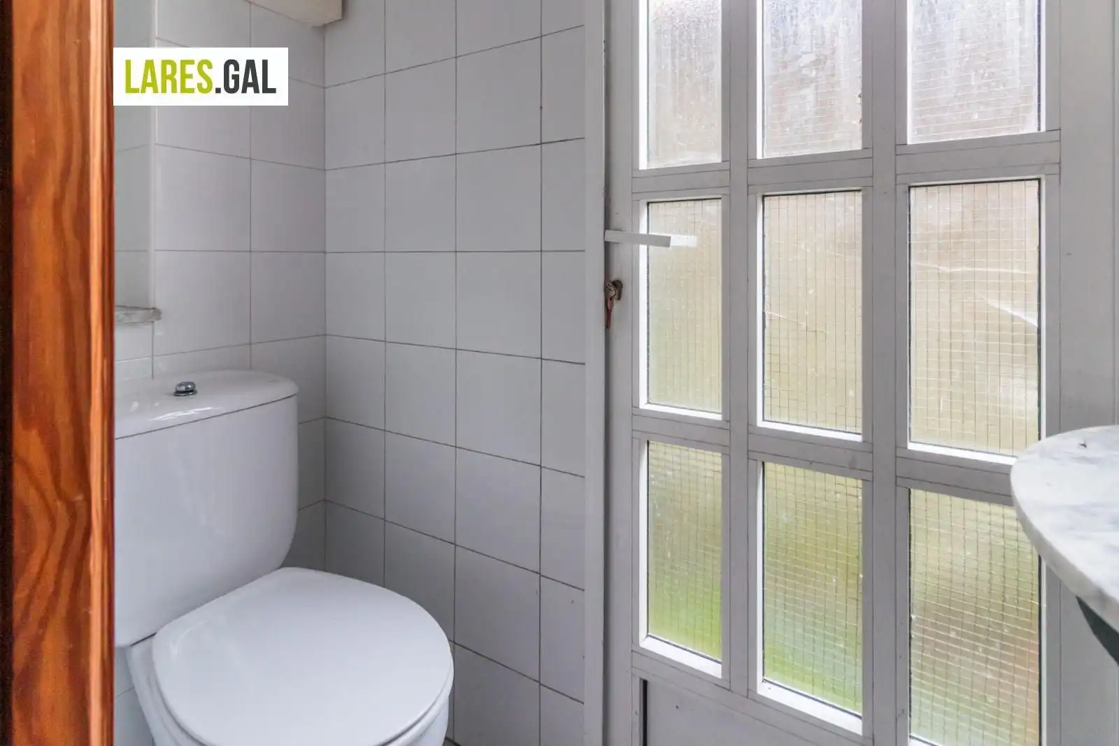 Baño de Local de alquiler en Bueu
