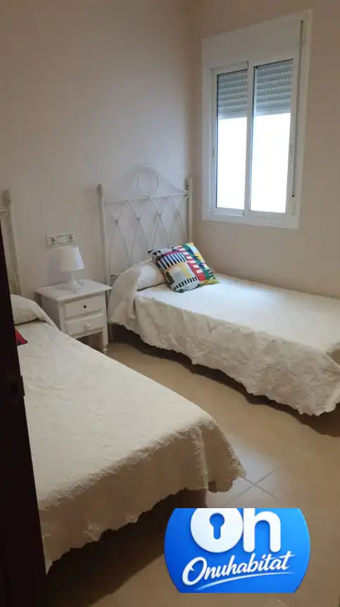 Habitación de Casa adosada de alquiler en Beas, Huelva