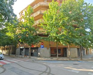 Vista exterior de Local de lloguer en Salt