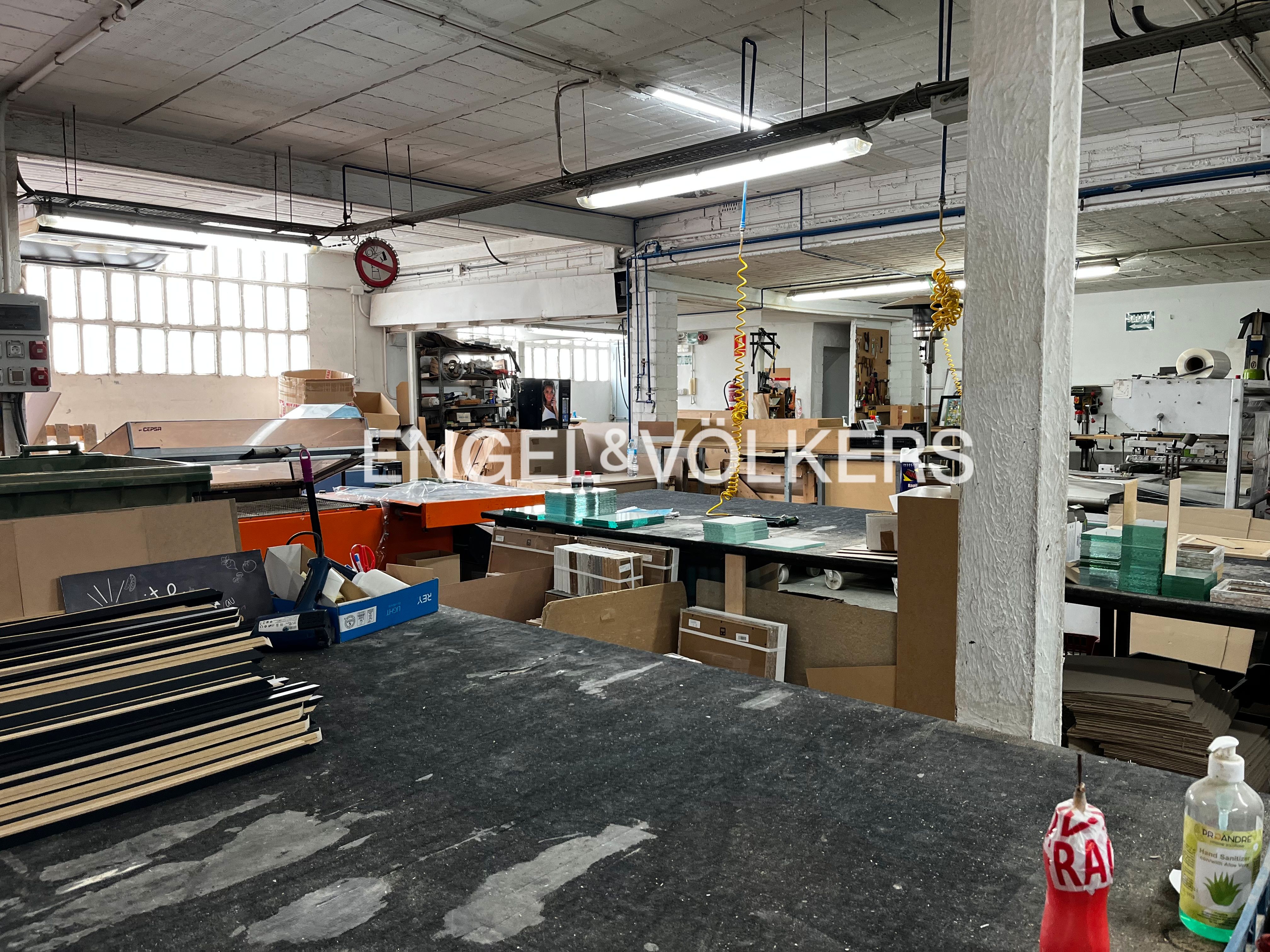 Nau industrial en venda en Les Franqueses del Vallès