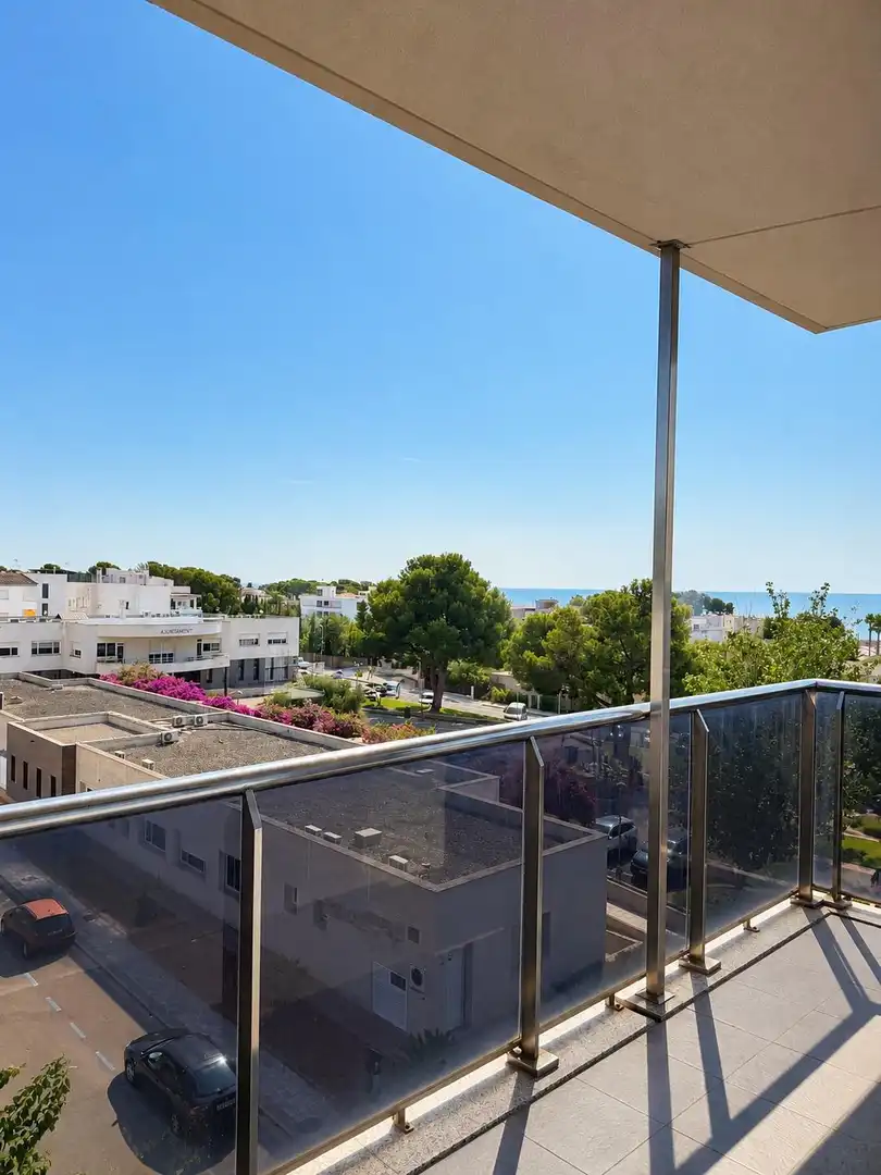 Vista exterior de Apartamento en venta en L'Ampolla con Aire acondicionado, Terraza y Amueblado