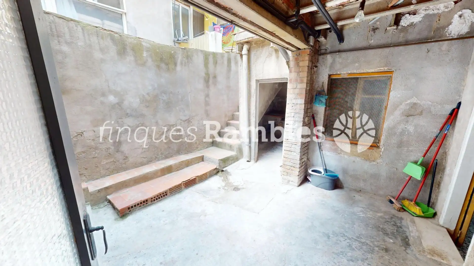 Casa adosada en venta en Vilanova del Camí con Calefacción, Terraza y Trastero