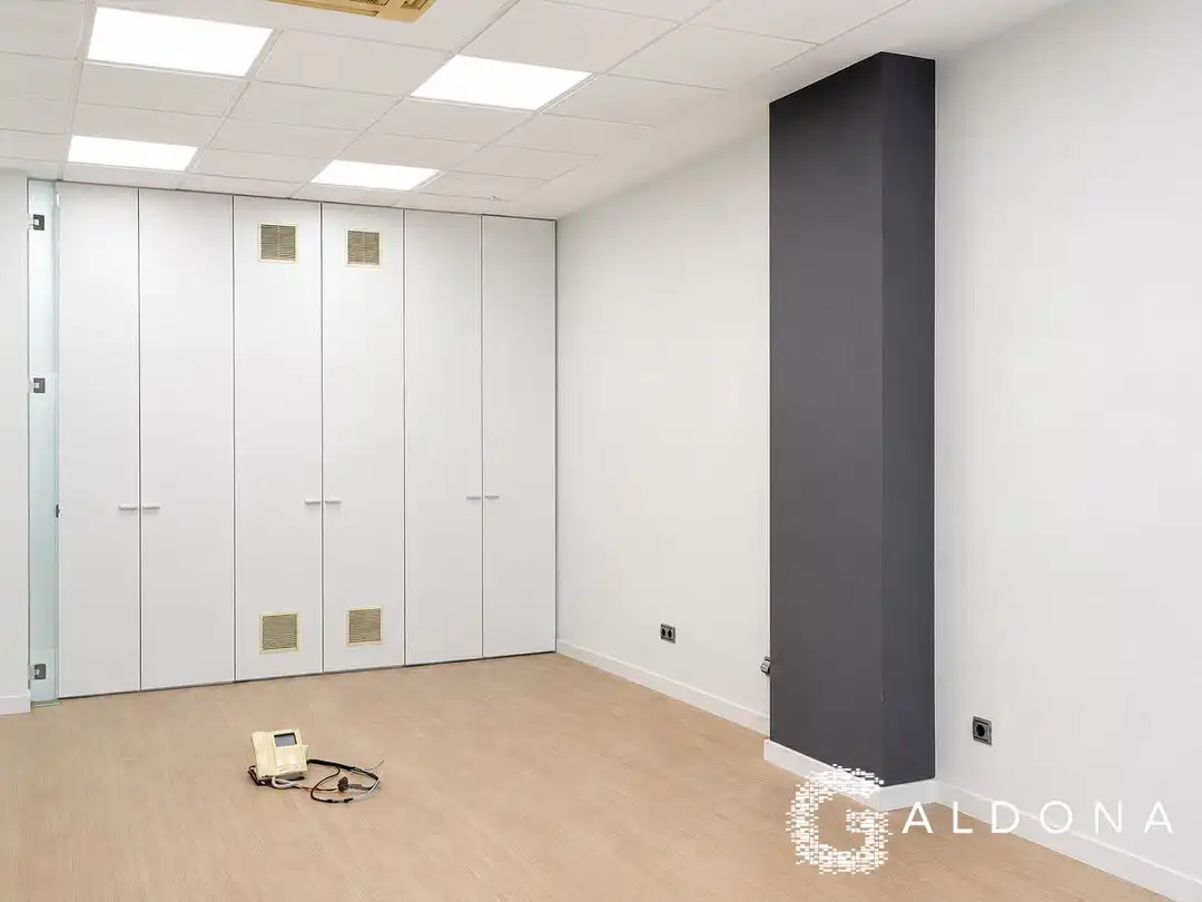 Office for rent in Donostia - San Sebastián   with Air Conditioner and Heating