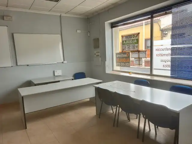 Commercial properties for rent in Puertollano  with Air Conditioner and Furnished