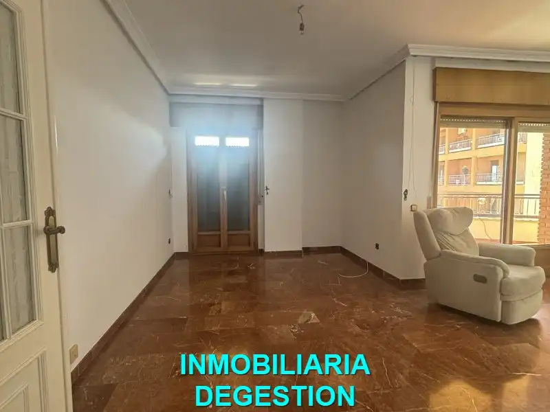 Bedroom of Flat for rent in Linares  with Air Conditioner and Balcony