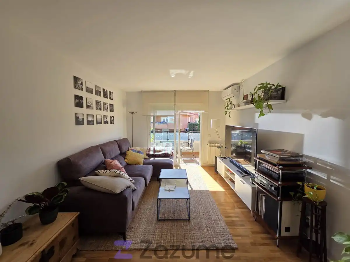Wohnzimmer von Wohnung zur Miete in Las Rozas de Madrid mit Klimaanlage, Heizung und Parkett