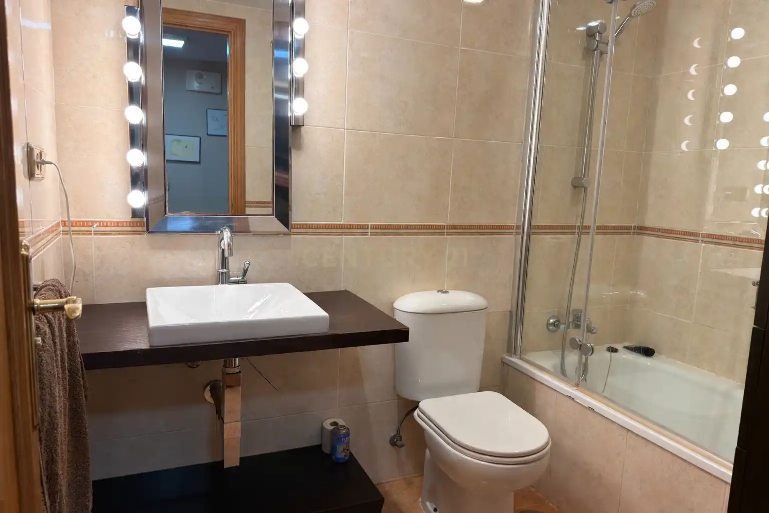 Bathroom of Apartments for sale in Málaga  with Air Conditioner, Private garden and Oven