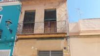 Vista exterior de Casa adosada en venda en Alzira amb Alarma