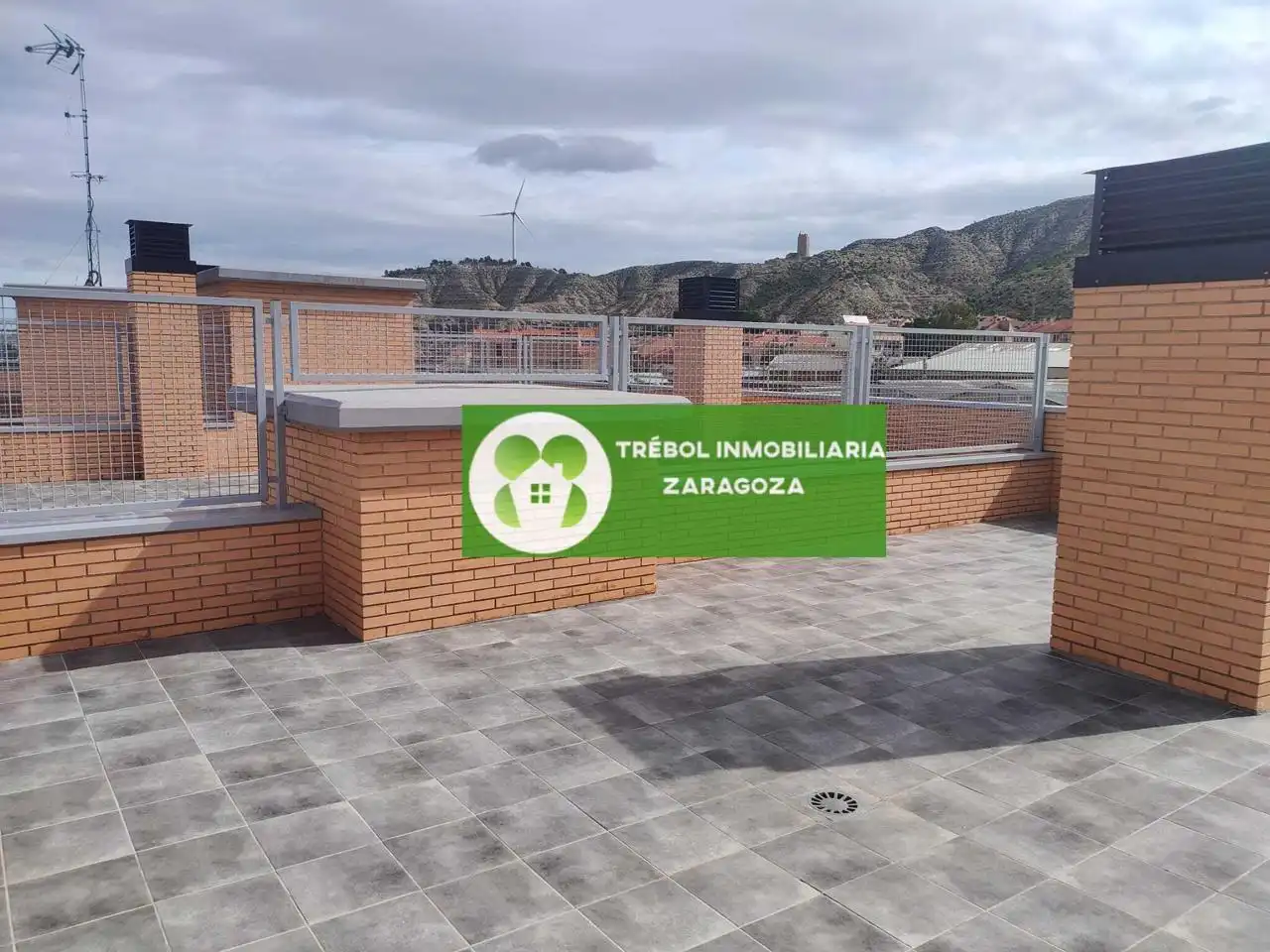 Terraza de Piso en venta en Cadrete con Aire acondicionado, Calefacción y Terraza