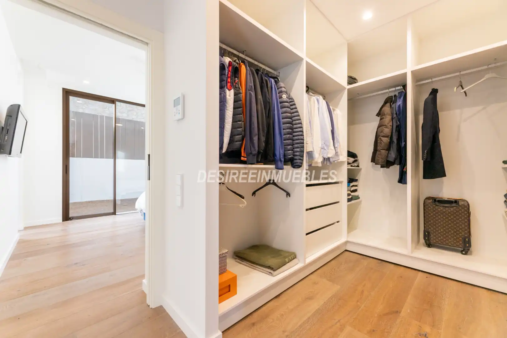 Habitación de Casa o chalet en venta en Godella con Aire acondicionado, Calefacción y Jardín privado
