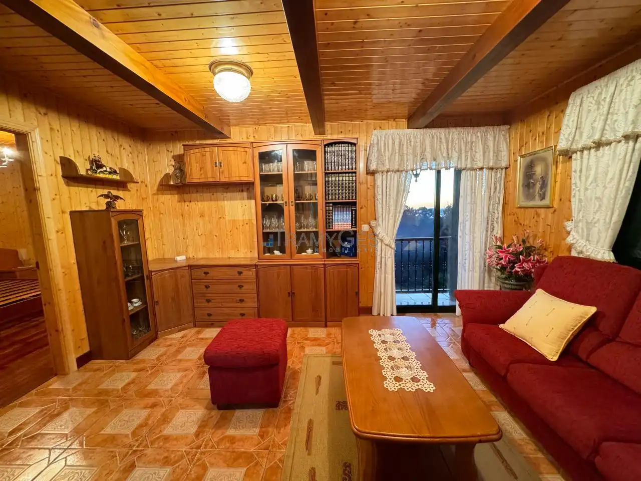 Sala de estar de Casa o chalet en venta en Redondela con Calefacción, Jardín privado y Terraza