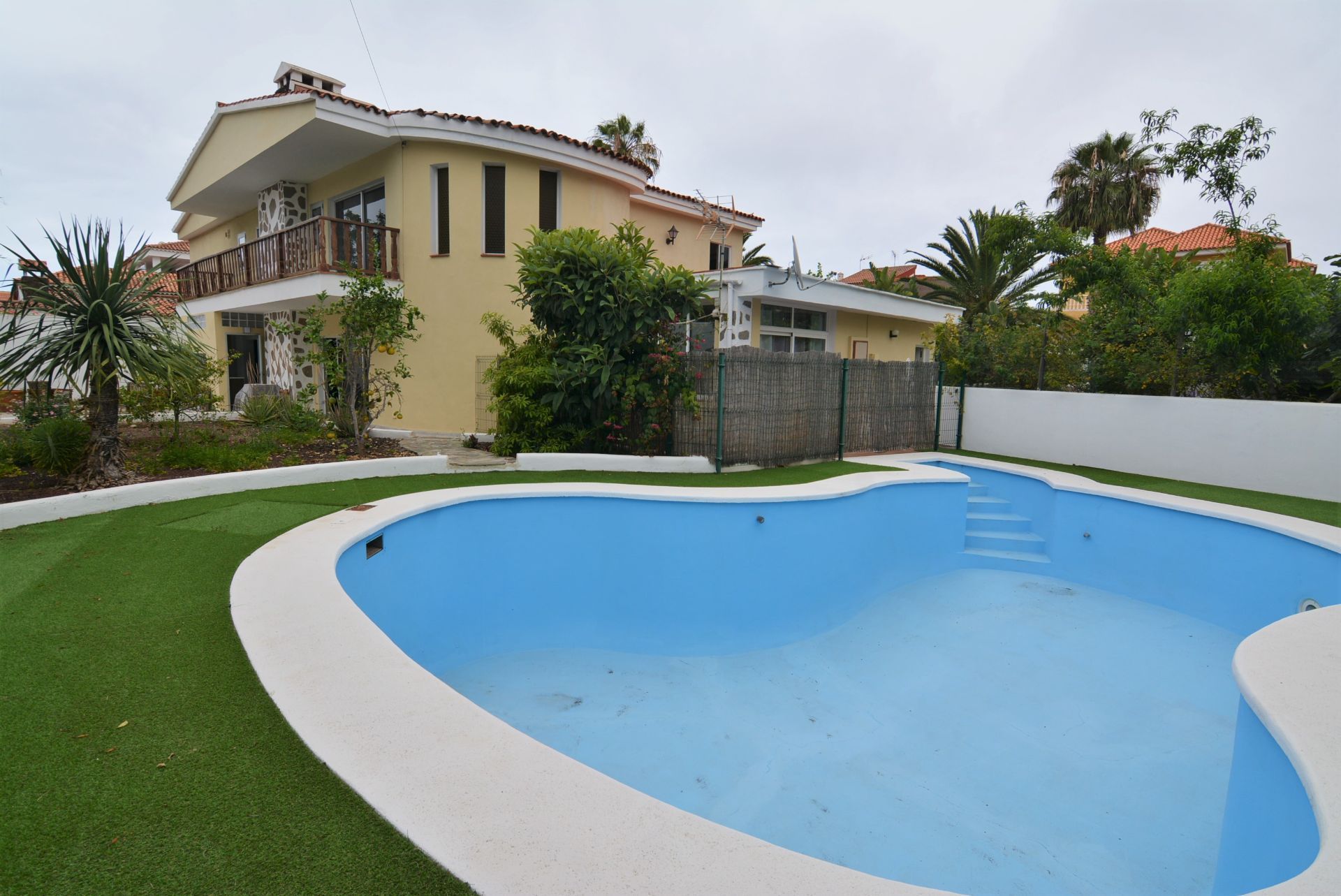 Swimming pool of House or chalet for sale in Los Realejos  with Private garden, Terrace and Storage room