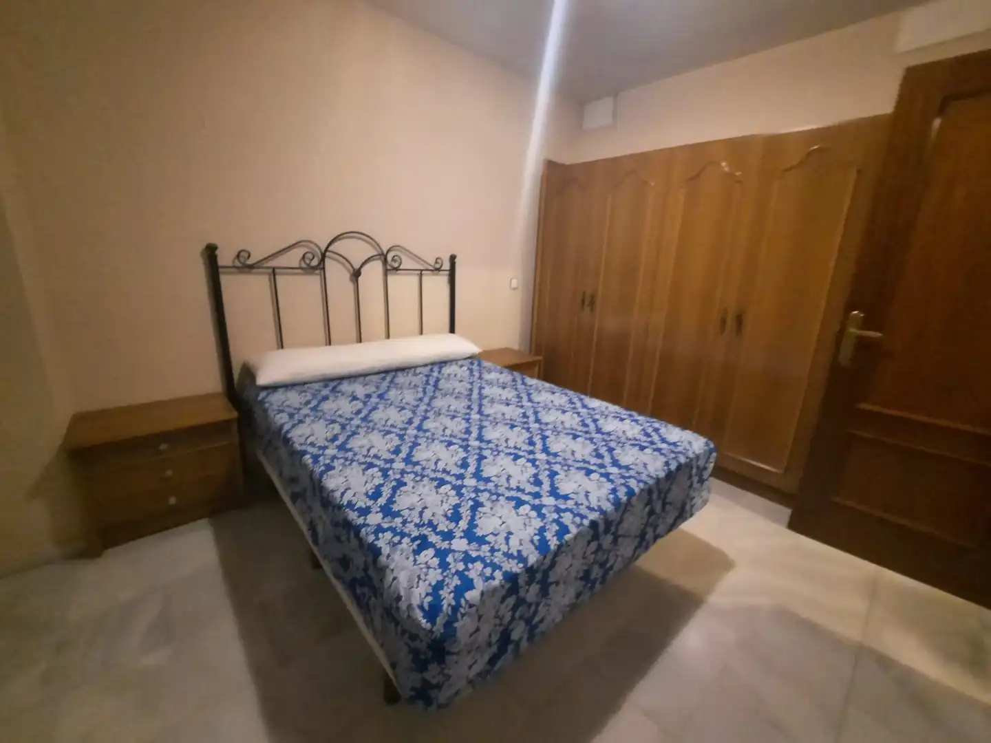 Apartament amb ascensor de lloguer a Maria Auxiliadora - Barriada de Llera, imagen 5