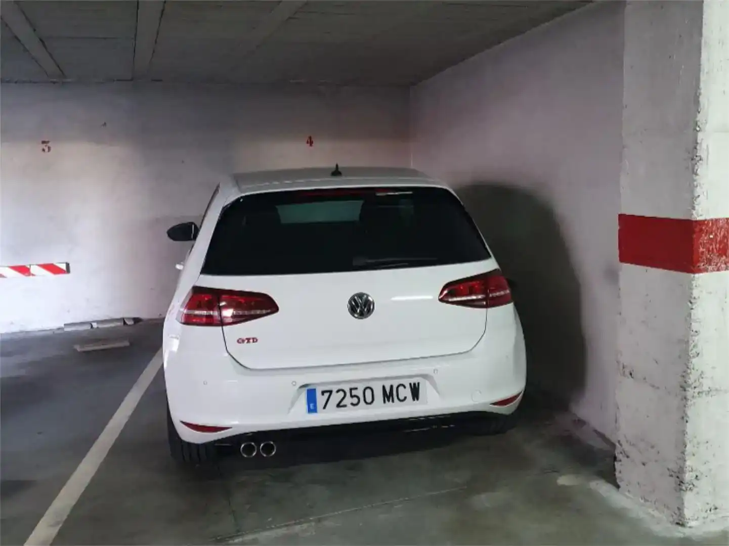 Aparcament de Pis en venda en Ourense Capital  amb Balcó