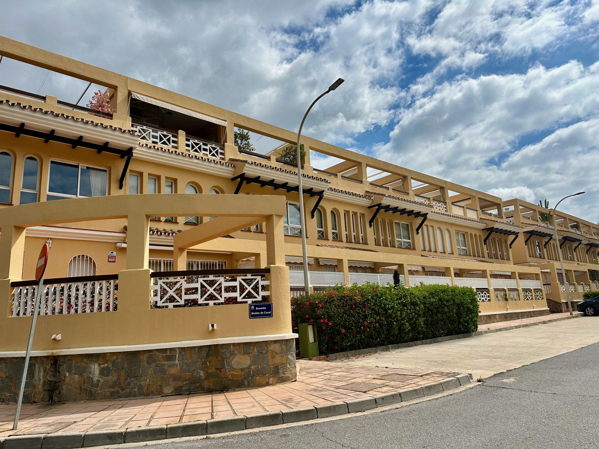 Exterior view of Planta baja to rent in Marbella  with Air Conditioner, Heating and Swimming Pool