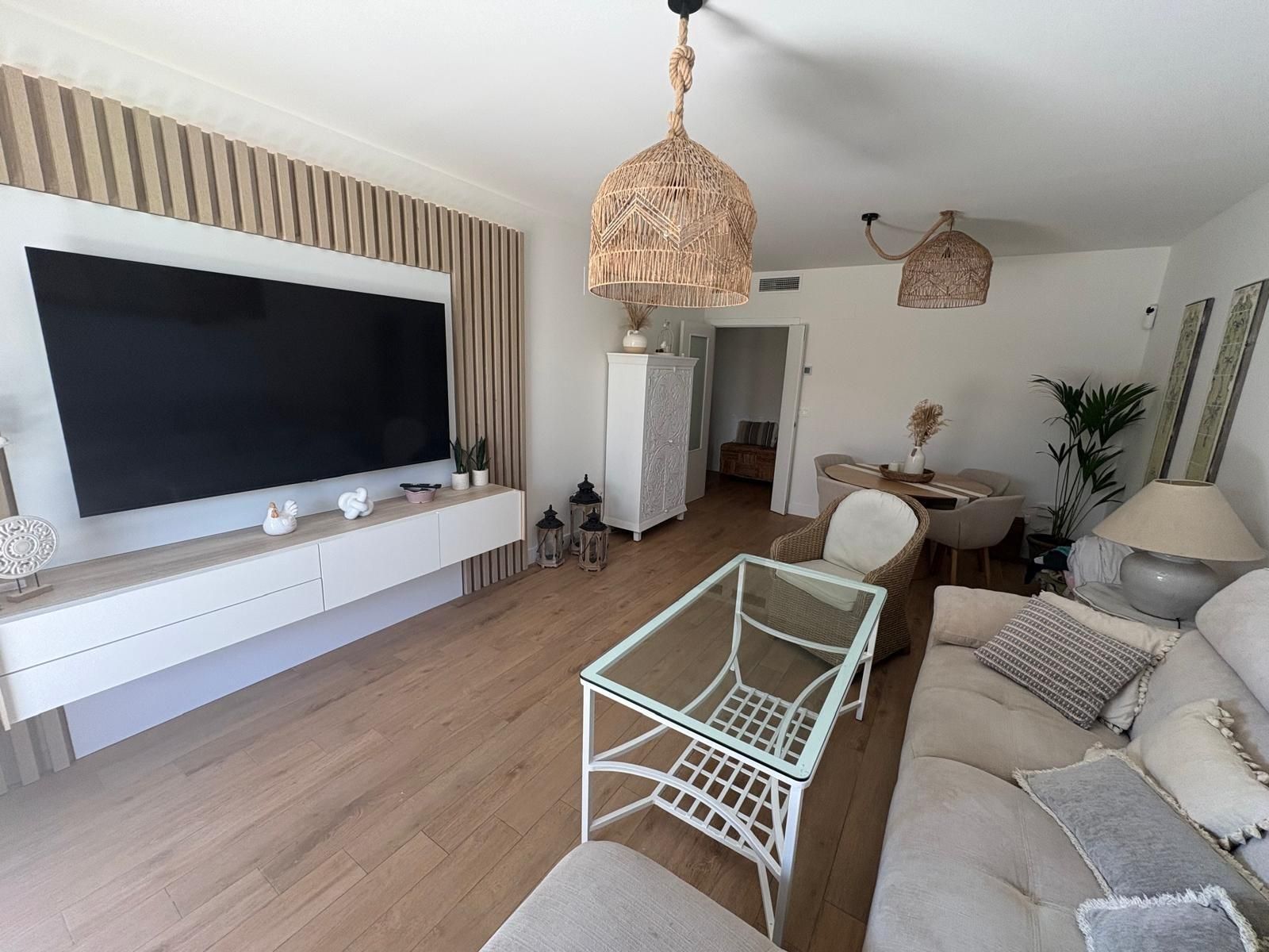 Pis en venda a Calle EL MANANTIAL, Tablero Bajo - Arruzafilla