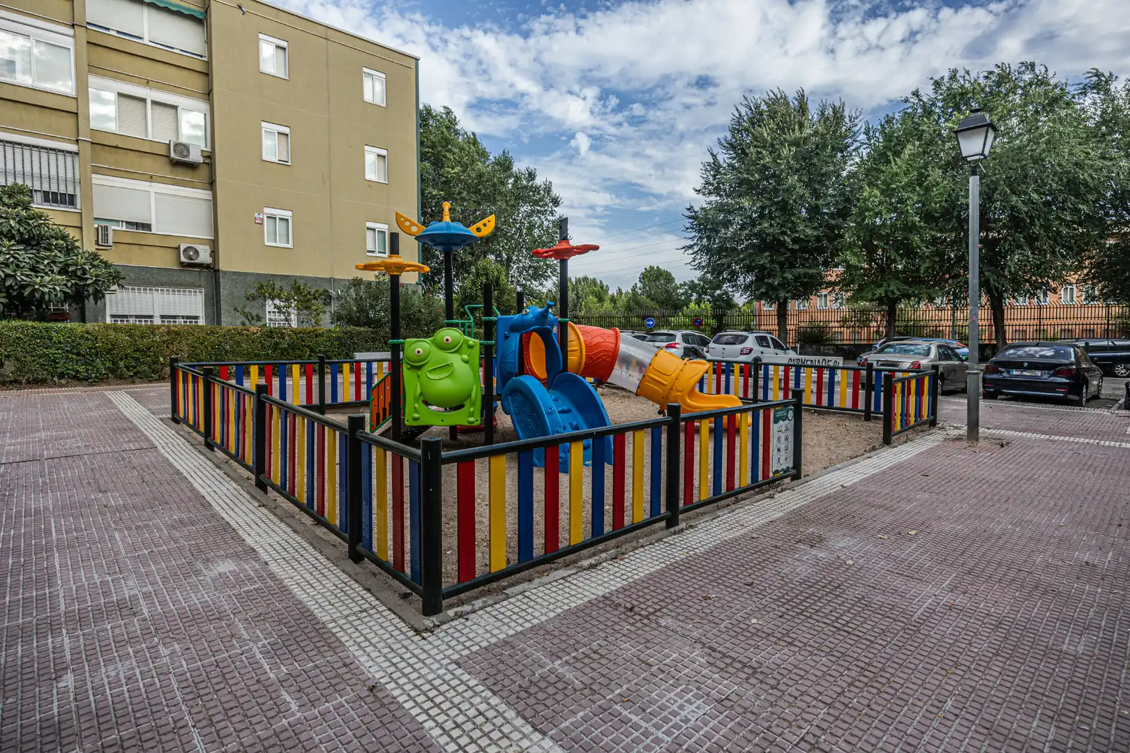 Vista exterior de Piso en venta en Mejorada del Campo con Aire acondicionado y Calefacción