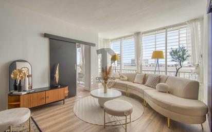 Living room of Attic for sale in  Barcelona Capital  with Air Conditioner and Terrace