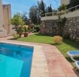 Swimming pool of Flat for sale in Almuñécar  with Air Conditioner, Terrace and Furnished