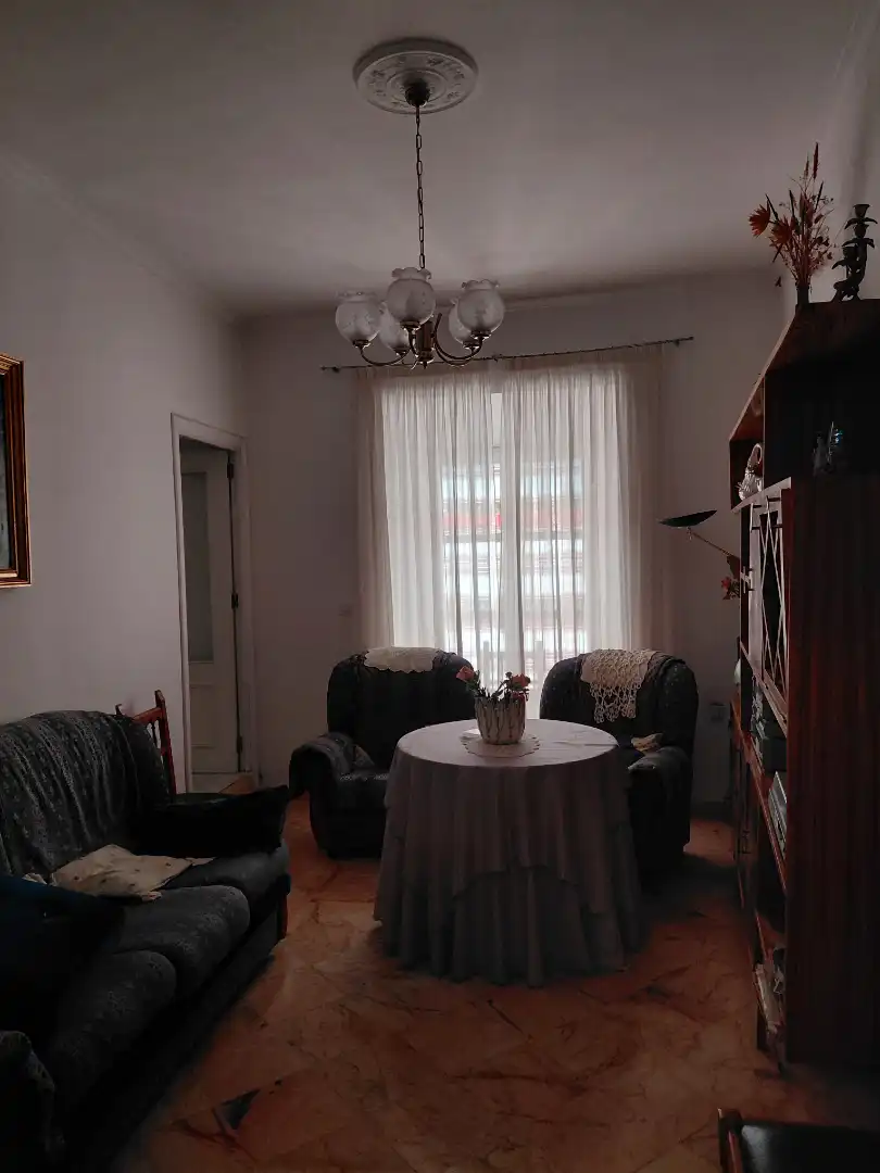 Sala d'estar de Casa o xalet en venda en Fuente de Cantos amb Moblat i Rentadora