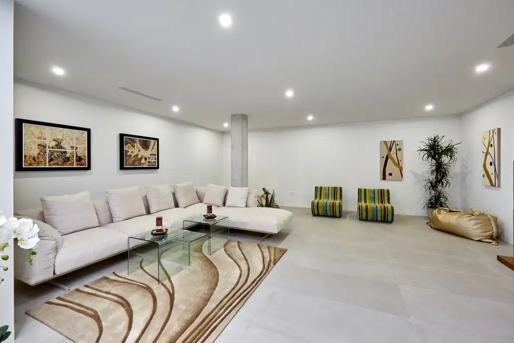 Villa mit Pool zum Verkauf in Golf Bahía, imagen 8
