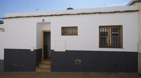 Foto 2 de Casa adosada en venta en Calle Mariana Fineda, 2, Nevada, Granada