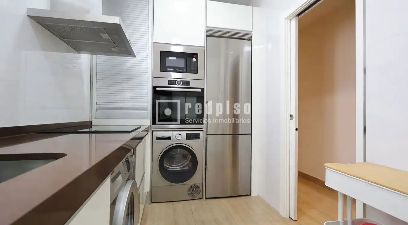 Cocina de Piso de alquiler en Madrid con Aire acondicionado y Calefacción