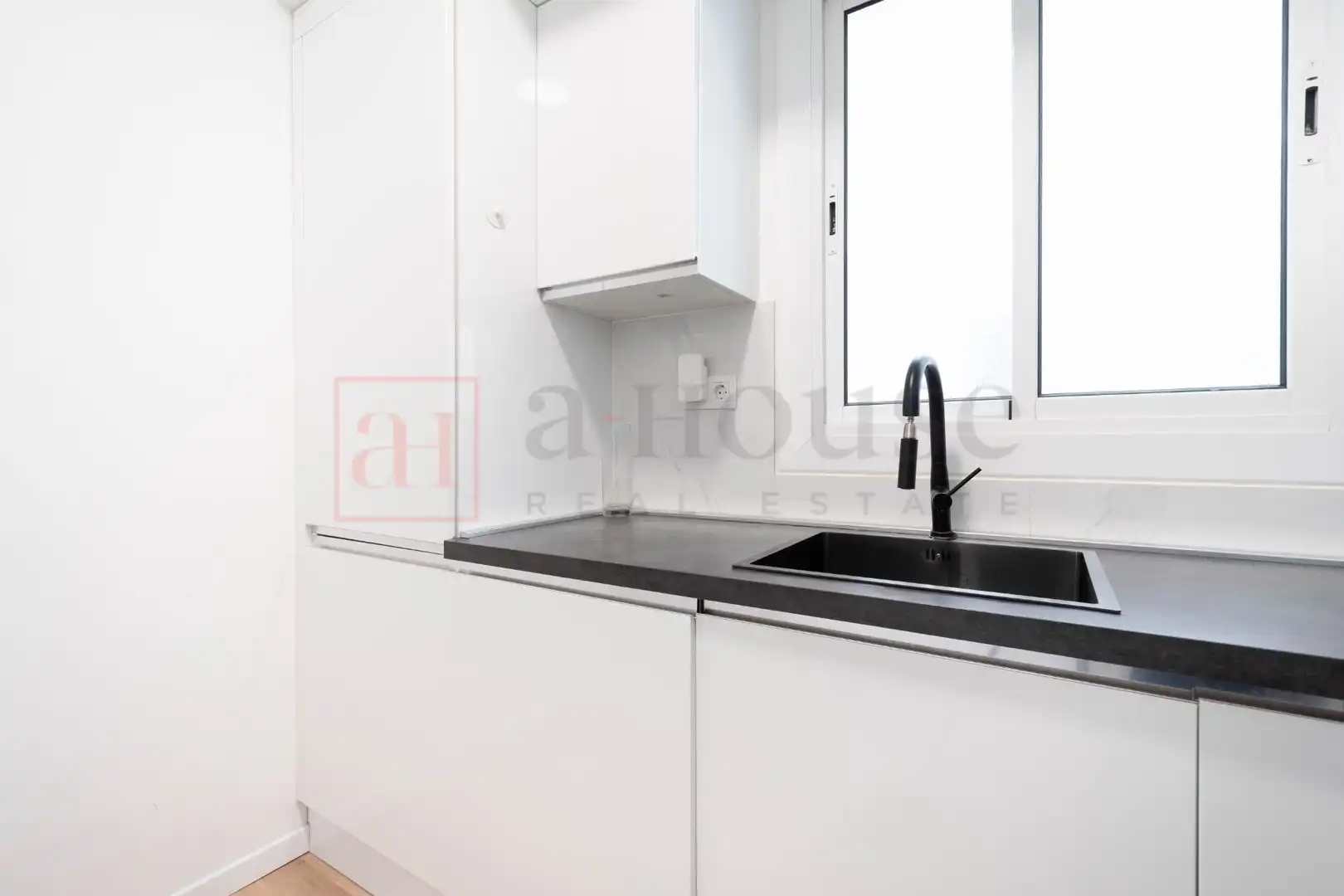 Wohnung mit Terrasse zum Verkauf in Carrer Provença, imagen 3