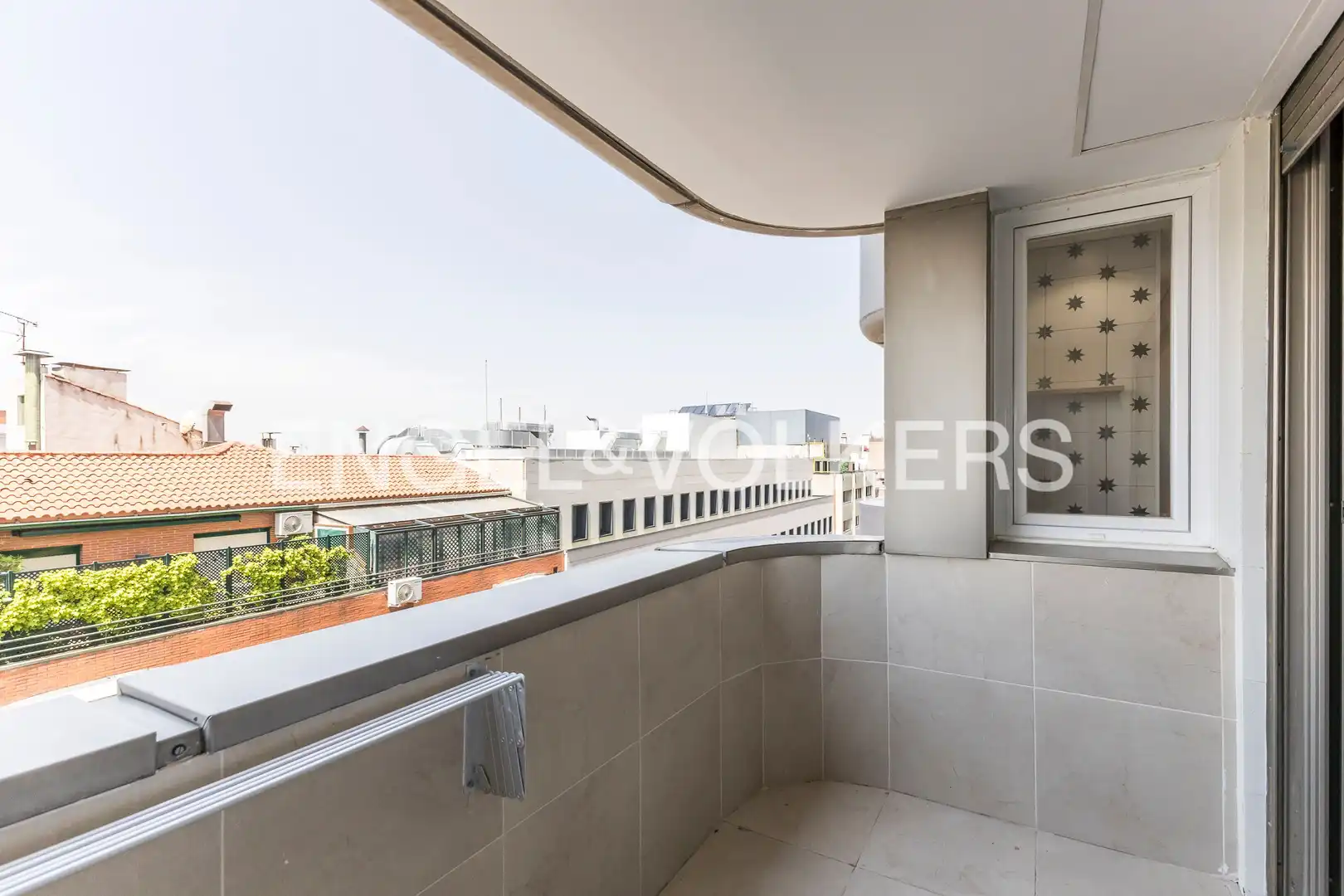 Terrasse von Wohnung zum Verkauf in Madrid mit Klimaanlage, Heizung und Terrasse