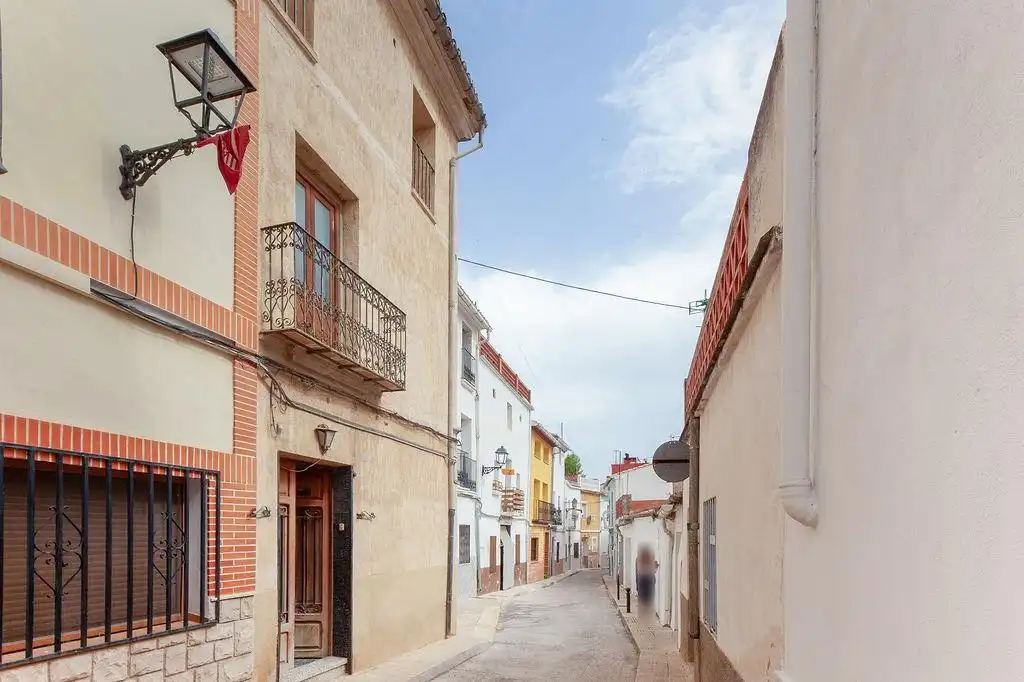 Casa en venda a Calle PEDRO VIDAL 28