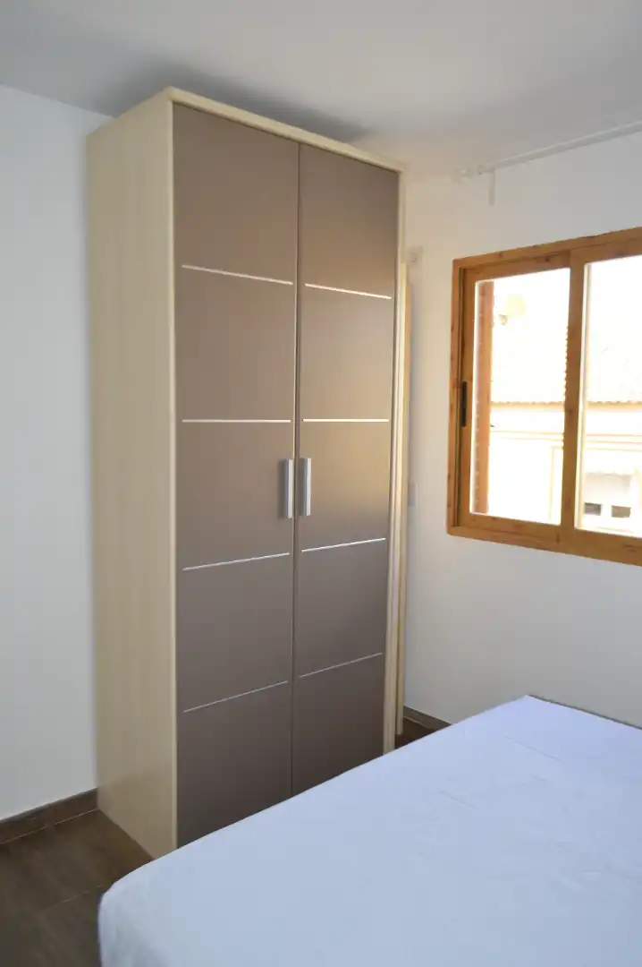 Maisonette zur Miete in Manises mit Klimaanlage, Heizung und Möbliert