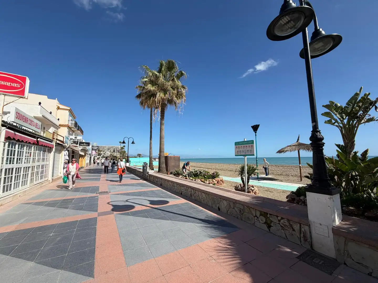 Inmuebles singulares con ascensor en venta en La Carihuela - Los Nidos, imagen 35